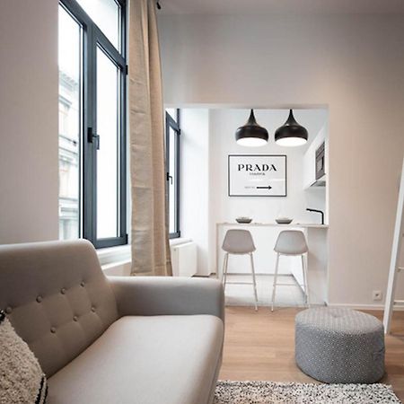 Studios Fully Equipped Near Place Stephanie Bryssel Exteriör bild